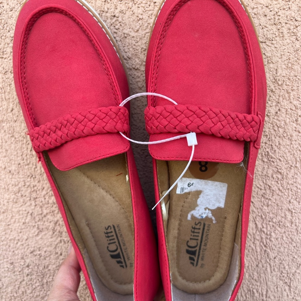 Cliffs by White red flats Size 8